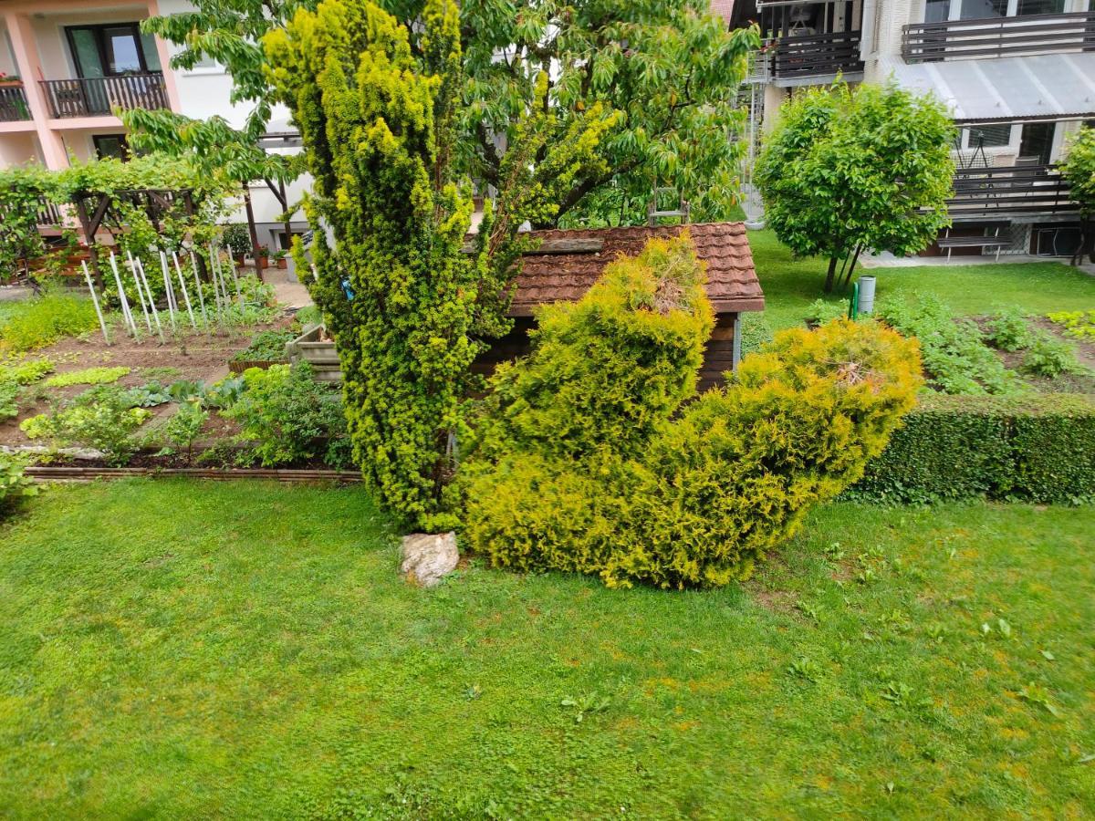 Rooms And Apartment Na Poljani Skofja Loka Exterior photo